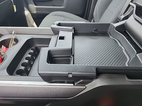 Used 2025 RAM 2500 Big Horn image 43