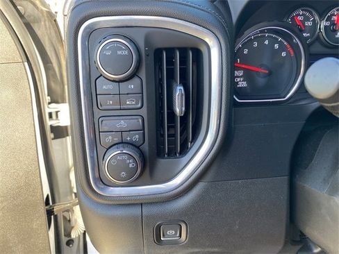 Used 2022 Chevrolet Silverado 1500 LT w/ Bed Protection Package image 20