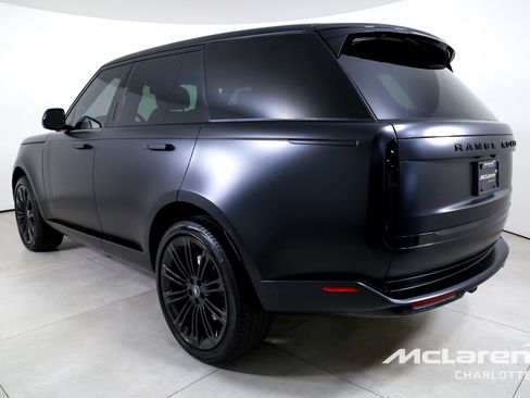 Used 2024 Land Rover Range Rover SE AWD/4WD image 6