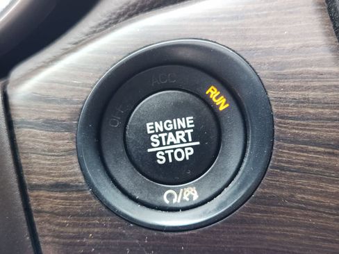 Used 2021 Jeep Grand Cherokee Overland AWD/4WD image 20