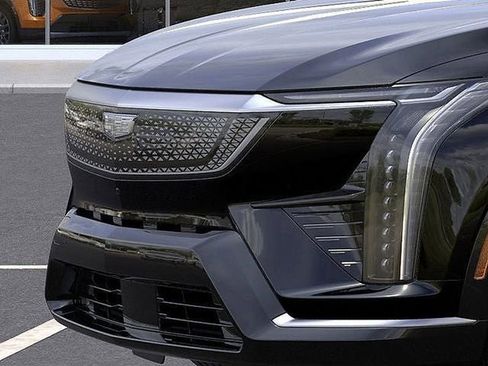 New 2025 Cadillac Optiq Sport 2 image 17
