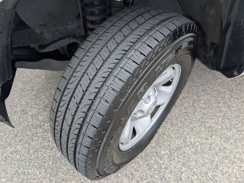 Used 2022 Toyota Tacoma SR RWD image 21