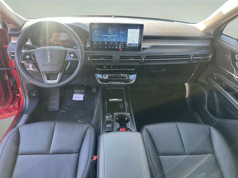 New 2026 Lincoln Corsair Premiere image 11