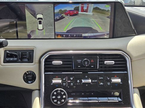 New 2025 Nissan Armada Platinum Reserve image 23