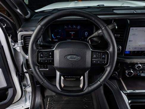 Used 2026 Ford F450 Platinum w/ FX4 Off-Road Package image 18