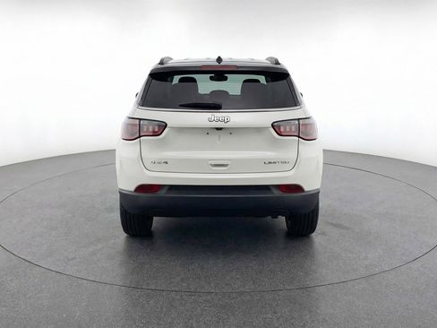 Used 2025 Jeep Compass Limited AWD/4WD image 7