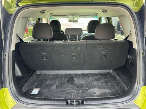 Used 2016 Kia Soul Base image 11