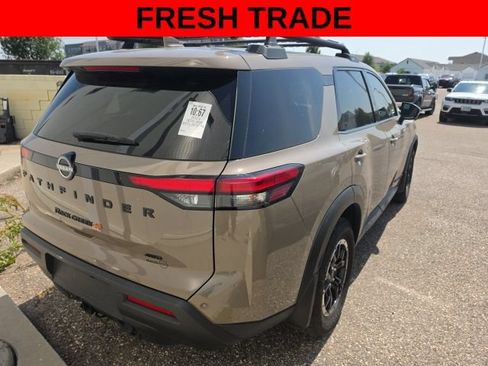 Used 2024 Nissan Pathfinder Rock Creek AWD/4WD image 6