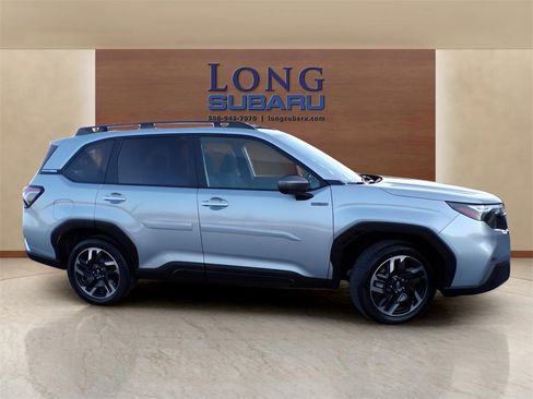 Certified 2025 Subaru Forester Premium image 6