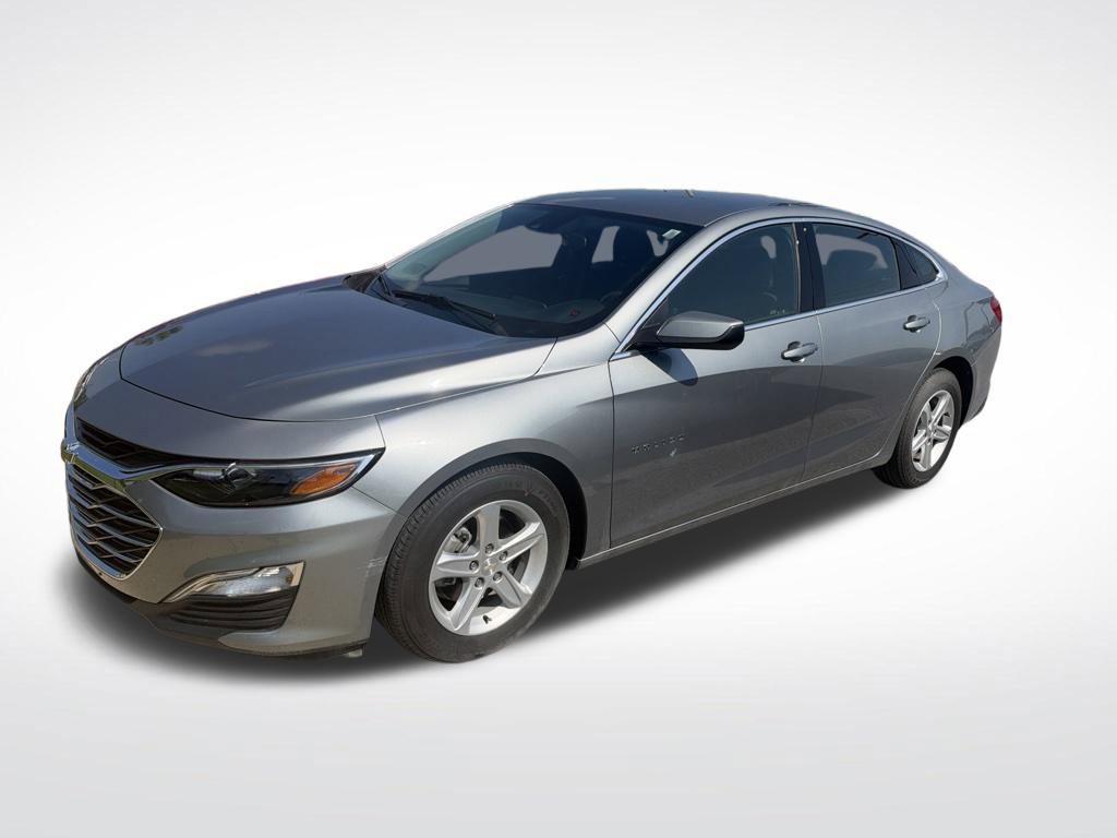 Used 2025 Chevrolet Malibu LS FWD image 2