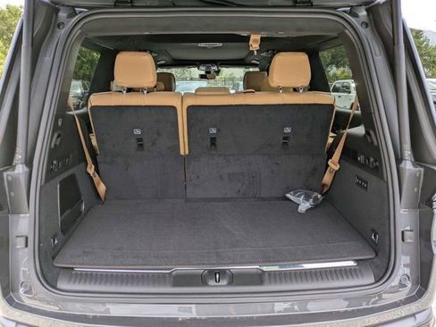 New 2026 Jeep Grand Wagoneer Summit AWD/4WD image 12