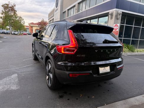 Used 2024 Volvo XC40 Recharge Plus w/ Protection Package Premier image 6
