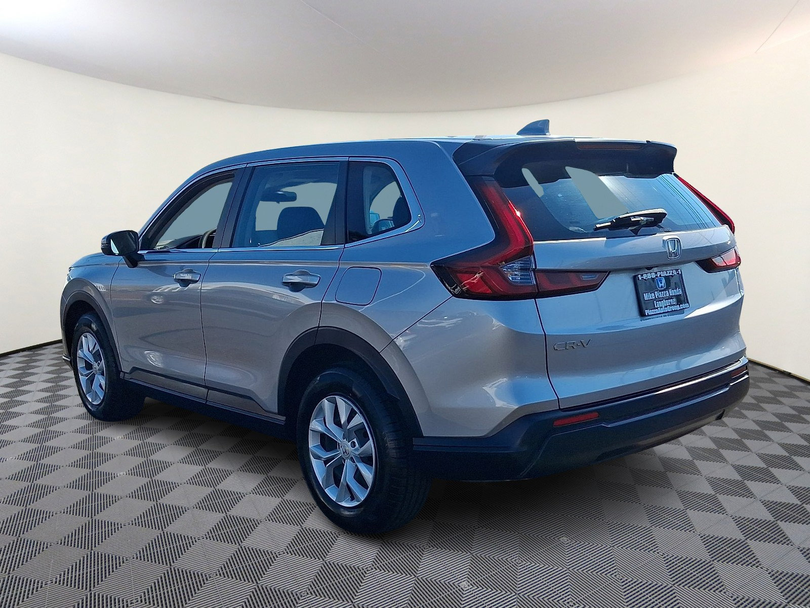 Used 2024 Honda CR-V LX image 5