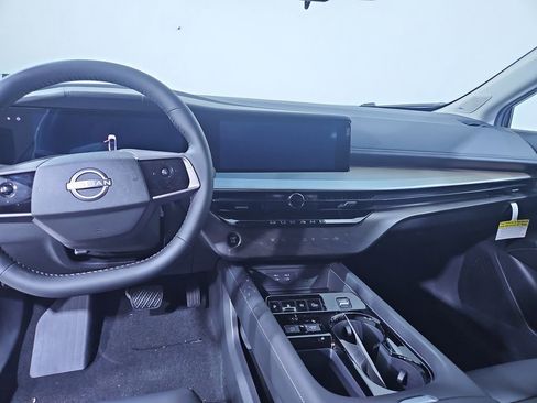 New 2025 Nissan Murano SL image 4