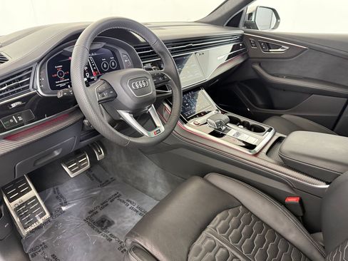 Certified 2023 Audi RS Q8 image 4