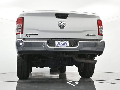 Used 2024 RAM 2500 Big Horn AWD/4WD image 40