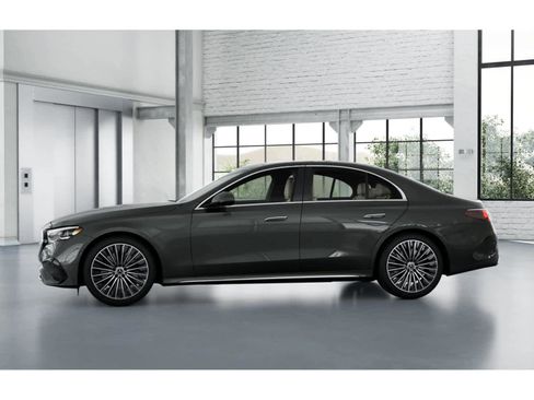 New 2026 Mercedes-Benz E 450 4MATIC Sedan image 34