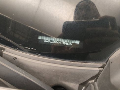 Used 2017 Nissan Altima 2.5 SV image 33