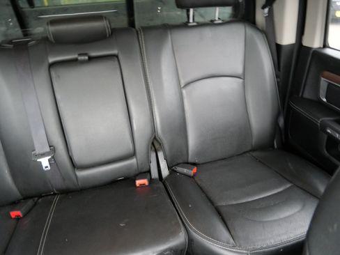 Used 2015 RAM 3500 Laramie w/ Black Appearance Group AWD/4WD image 14