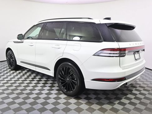 New 2026 Lincoln Aviator Reserve AWD/4WD image 3