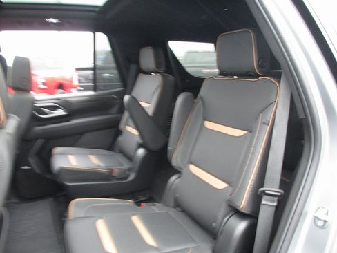 Used 2024 GMC Yukon AT4 w/ AT4 Premium Plus Package image 22