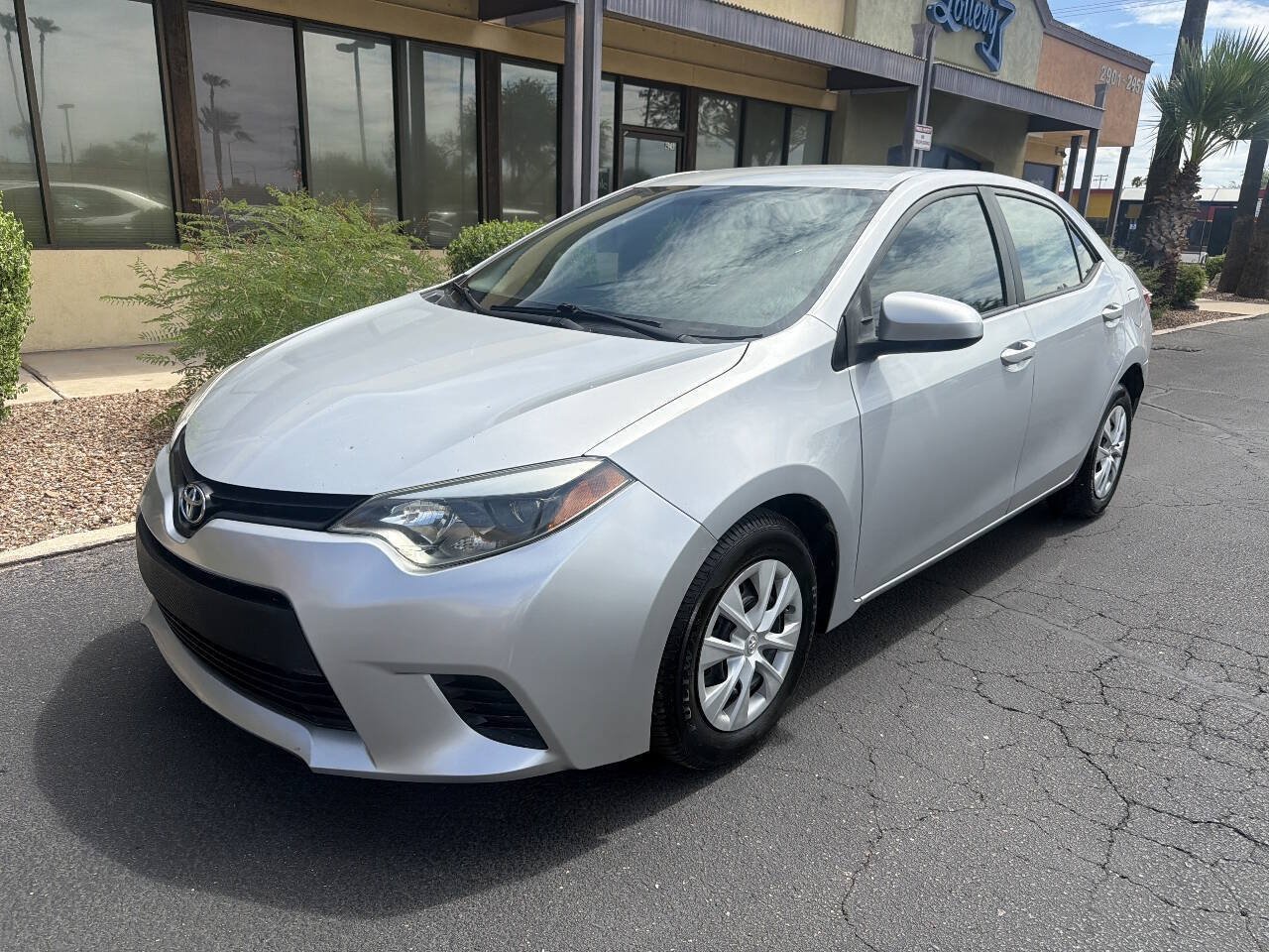 Used 2014 Toyota Corolla L FWD image 2