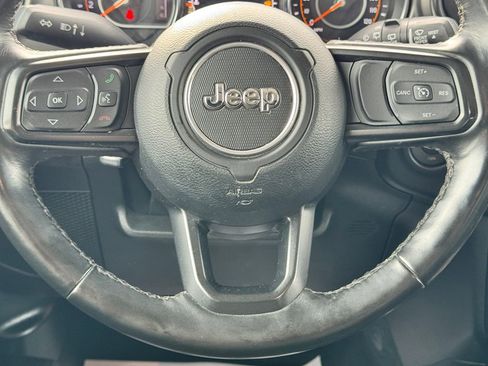 Used 2022 Jeep Wrangler Unlimited Sport w/ Cold Weather Group AWD/4WD image 17