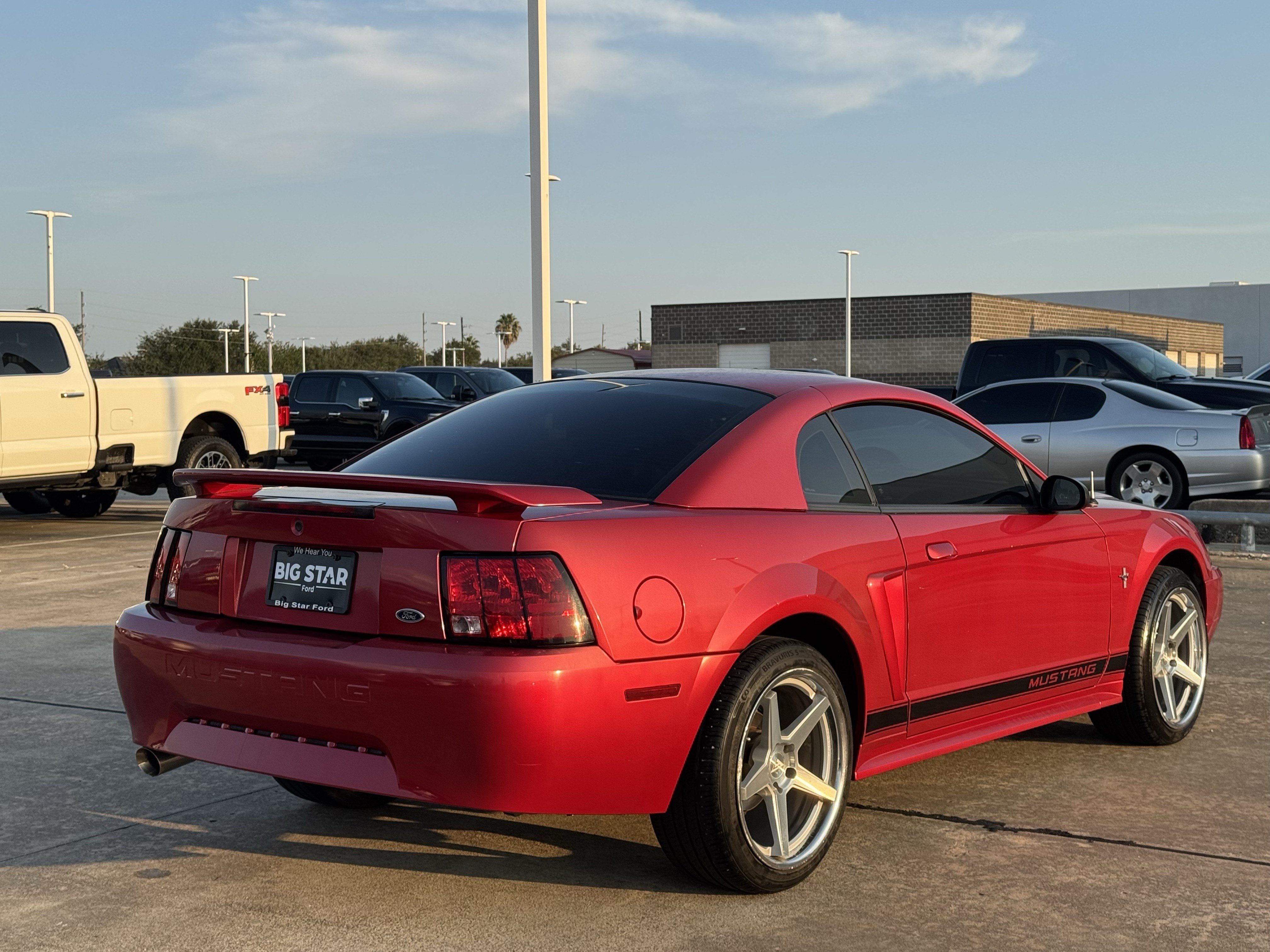 Used 2002 Ford Mustang Coupe RWD image 6
