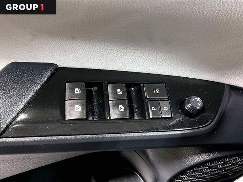 Certified 2016 Toyota Prius Three image 35