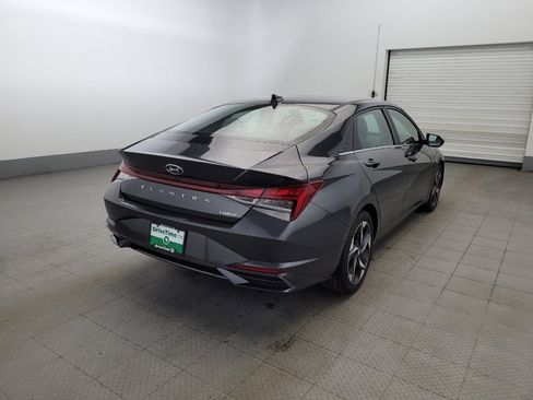 Used 2021 Hyundai Elantra Limited image 9