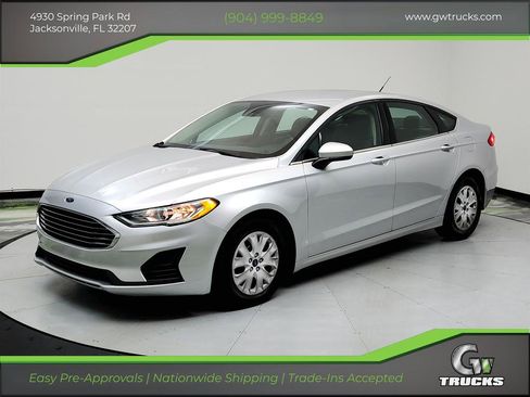Used 2019 Ford Fusion S image 1