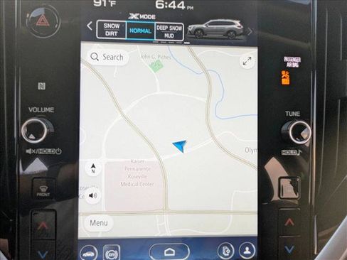 Used 2025 Subaru Ascent Touring AWD/4WD image 12