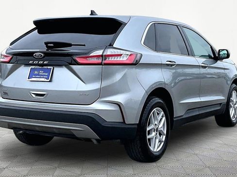 Certified 2023 Ford Edge SEL w/ Convenience Package AWD/4WD image 2