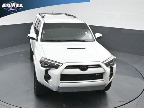 Used 2023 Toyota 4Runner TRD Off-Road Premium AWD/4WD image 10