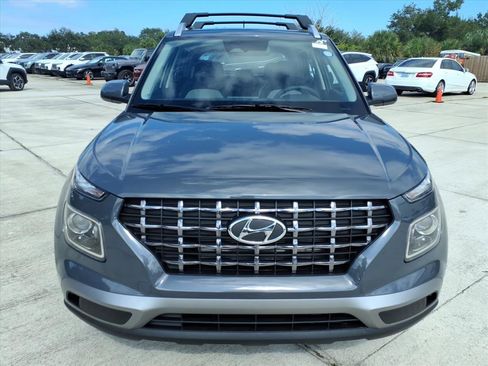 New 2026 Hyundai Venue SEL image 2