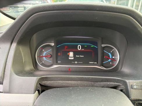 Used 2019 Honda Pilot Touring image 3