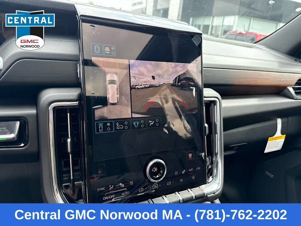 New 2026 GMC Yukon Denali w/ Sun & Power Step Package AWD/4WD image 21