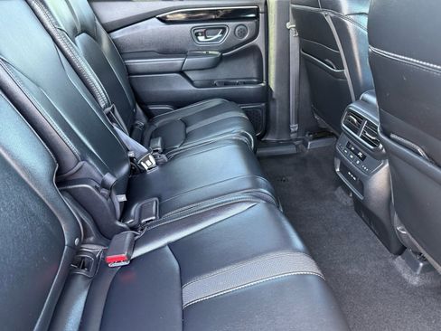 Used 2024 Honda Pilot EX-L image 30