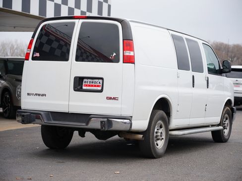 Used 2022 GMC Savana 2500 w/ Driver Convenience Package image 3