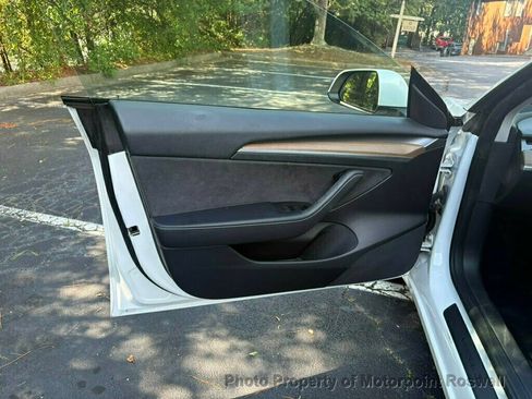 Used 2023 Tesla Model 3 Standard Range RWD image 12