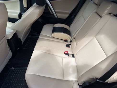 Used 2014 Toyota RAV4 Limited AWD/4WD image 8