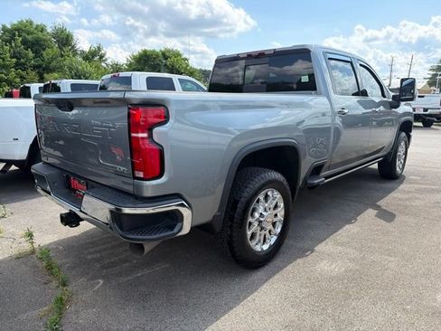 Used 2025 Chevrolet Silverado 2500 LTZ w/ LTZ Premium Package AWD/4WD image 13