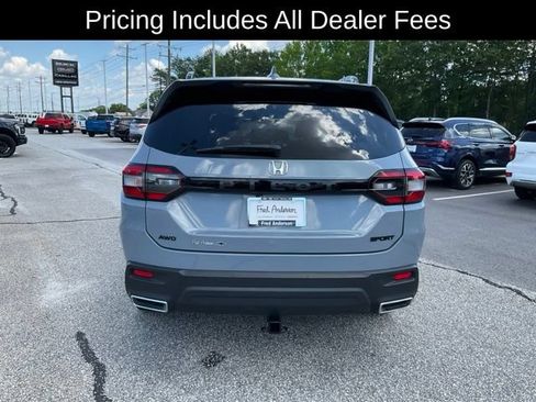 Used 2025 Honda Pilot Sport image 24