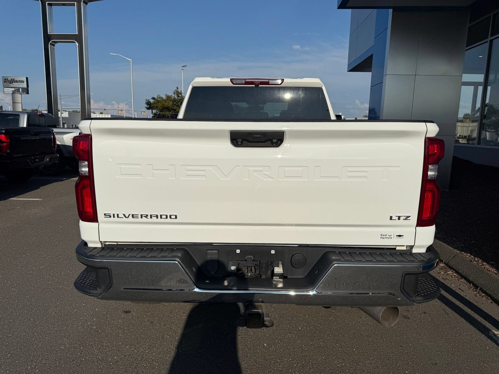 Used 2023 Chevrolet Silverado 2500 LTZ w/ Gooseneck/5TH Wheel Package AWD/4WD image 7