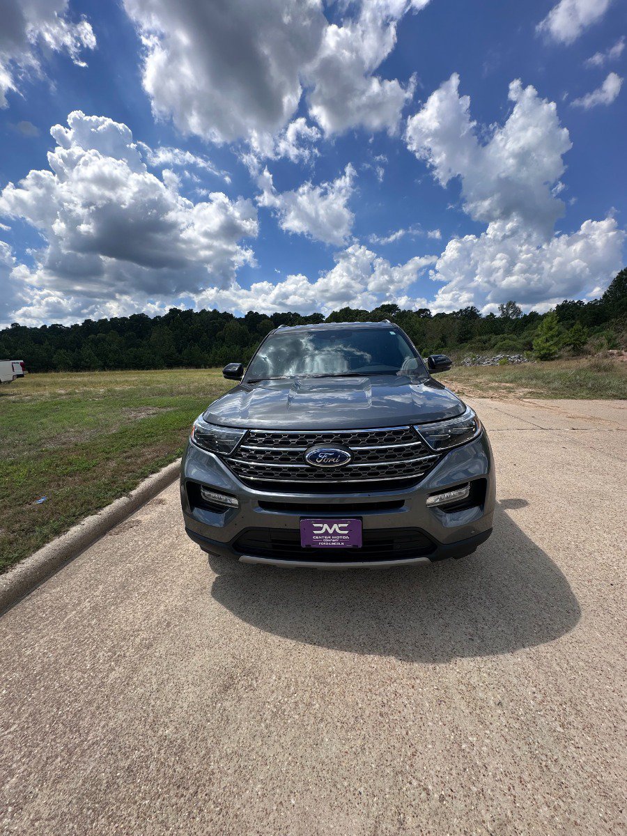 Used 2023 Ford Explorer King Ranch w/ Technology Package AWD/4WD image 5