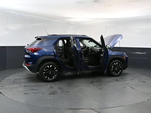 Used 2023 Chevrolet TrailBlazer LT w/ Convenience Package AWD/4WD image 26