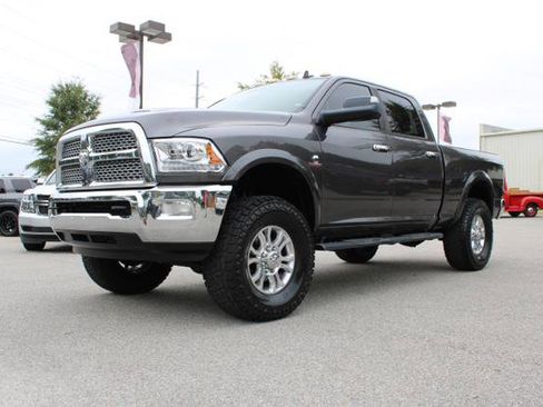 Used 2014 RAM 2500 Laramie w/ Convenience Group image 1