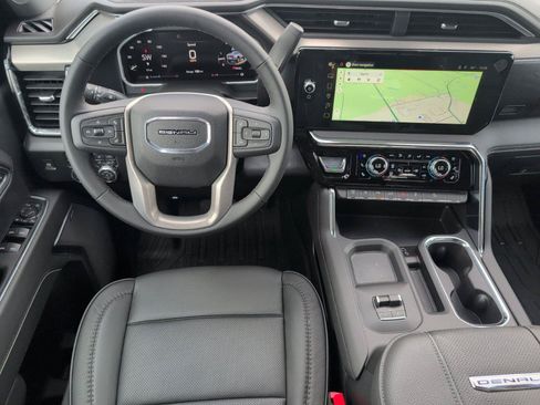New 2026 GMC Sierra 2500 Denali w/ Denali Reserve Package AWD/4WD image 35