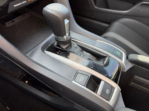 Used 2017 Honda Civic EX image 16