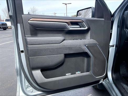 Used 2026 Chevrolet Silverado 1500 RST image 9